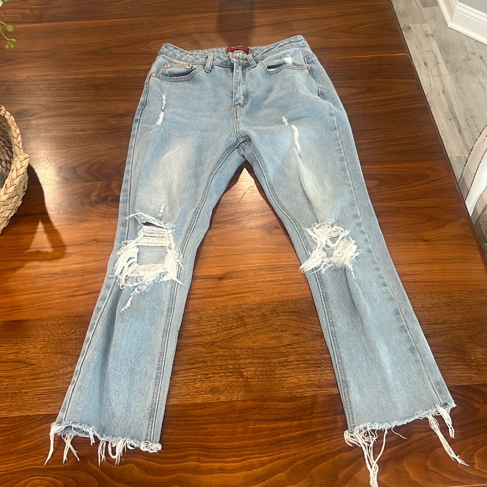 Signature 8 distressed mom jeans
